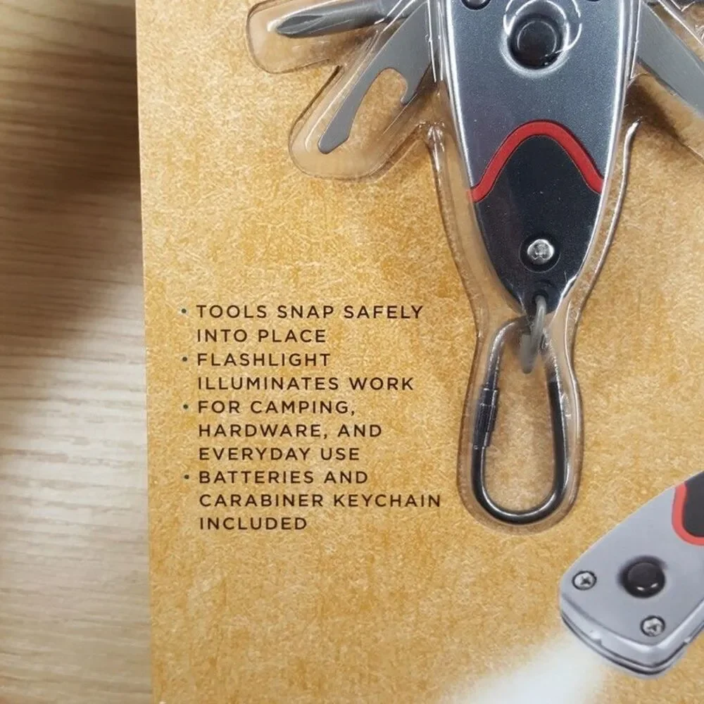 Adventure Mens Keychain 7 in 1 Multi Tool & Led Flashlight